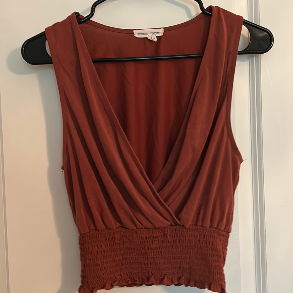 Cinched Burnt Orange Tank Top with a Deep Neck Line. Size Small